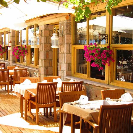 Assos Hunters Hotel (Adults Only) ภายนอก รูปภาพ